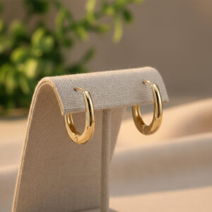 Classic Gold-Finish Minimal Hoop Earrings for Everyday Wear